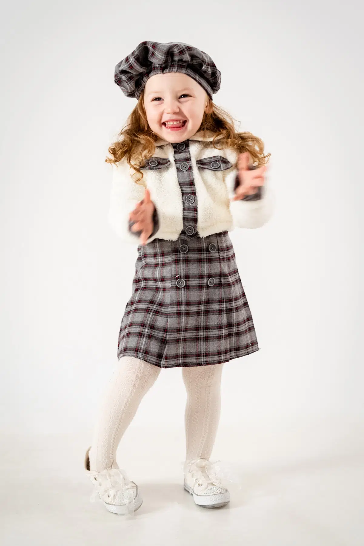 Kız Çocuk Kız Bebek Hırkalı Şapkalı Etekli Welsoft Peluş Oduncu Üçlü Elbise Takım - Gri